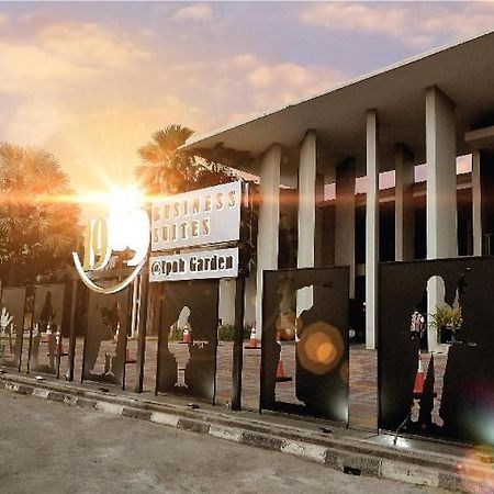 1969 Business Suites @ Ipoh Garden Exterior photo