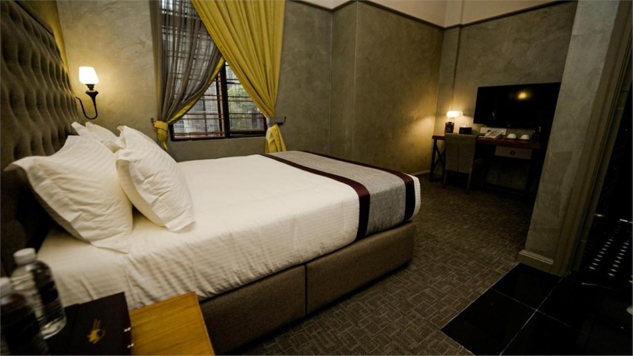 1969 Business Suites @ Ipoh Garden Exterior photo